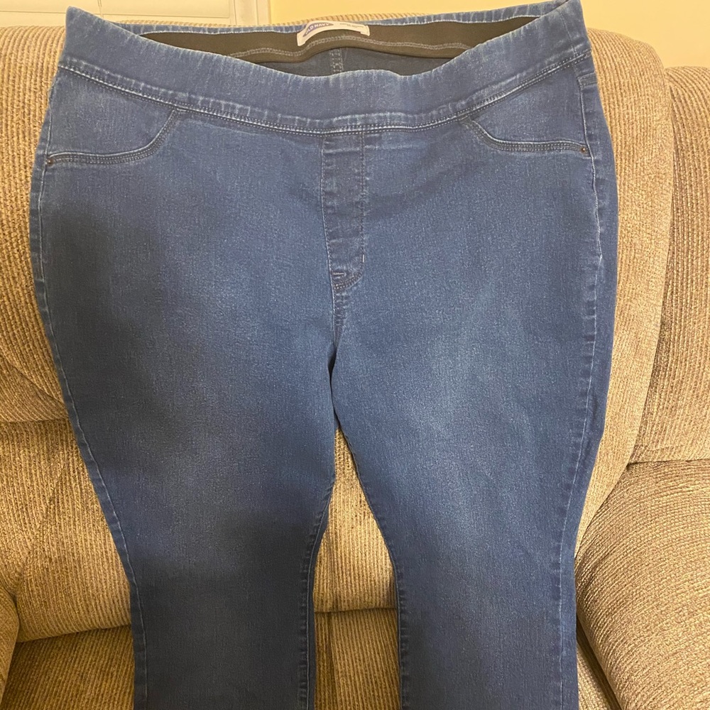 Like New Super Skinny Old Navy Jeggings - 20